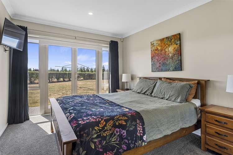 489 Two Chain Road Swannanoa_10