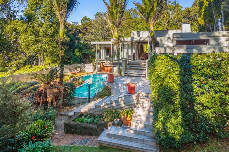 79 Scenic Drive Titirangi_24