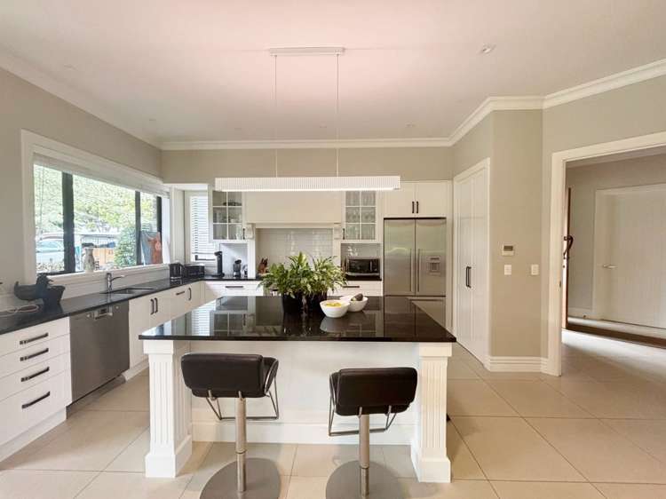 632 Marshland Road Marshland_13