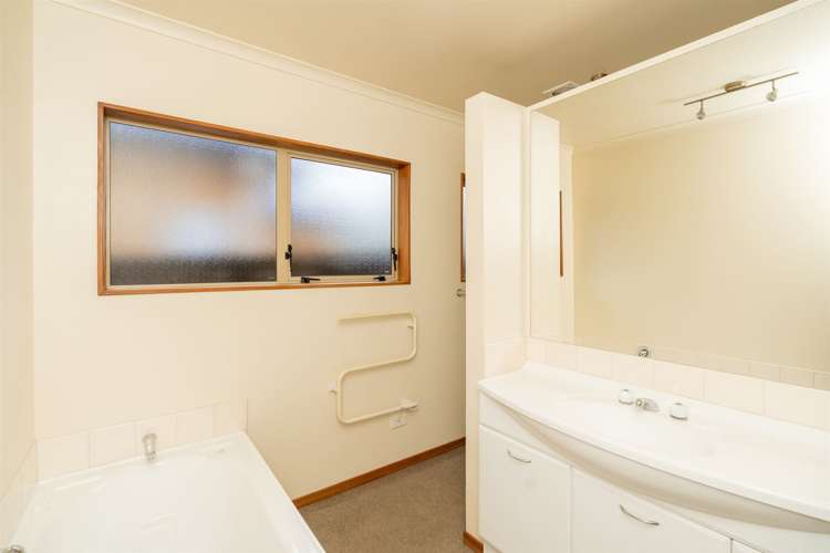 110 Comries Road Chartwell_9