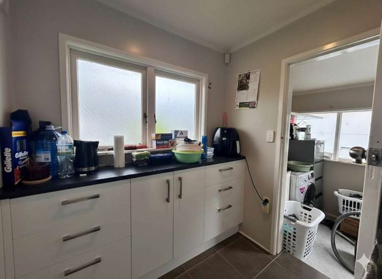 183 White Swan Road Mt Roskill_11