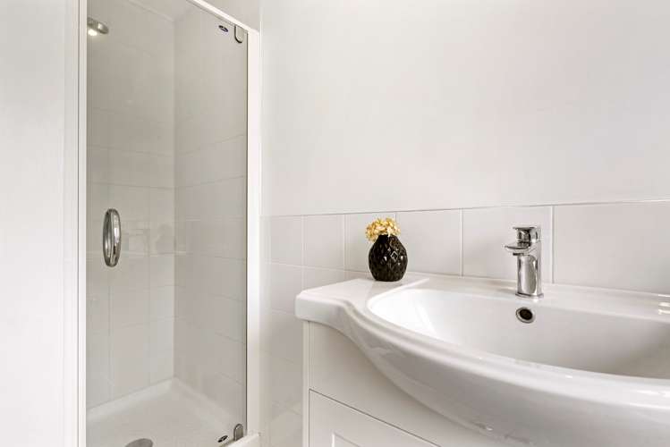 11a Richard Farrell Avenue Remuera_10