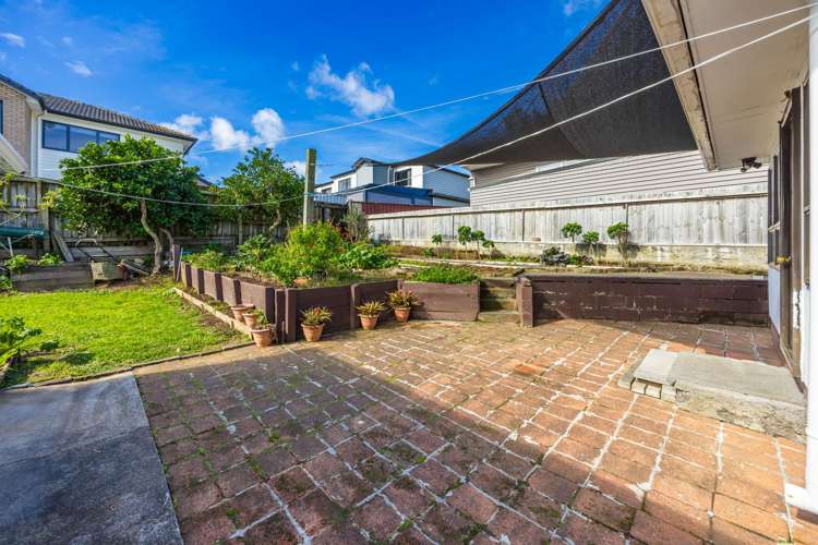 64a Kautami Avenue Papatoetoe_13