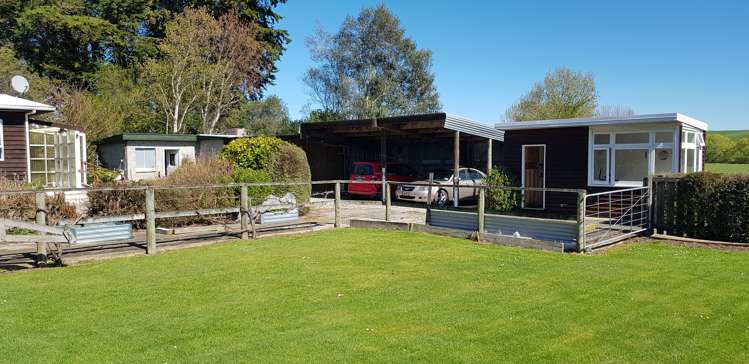 25 Browns Road Clinton and Surrounds_4