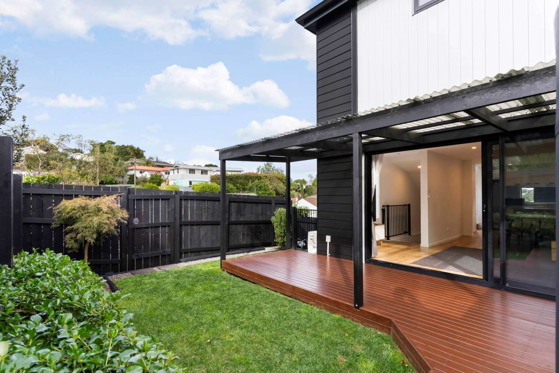 1B Stott Avenue Birkdale_0