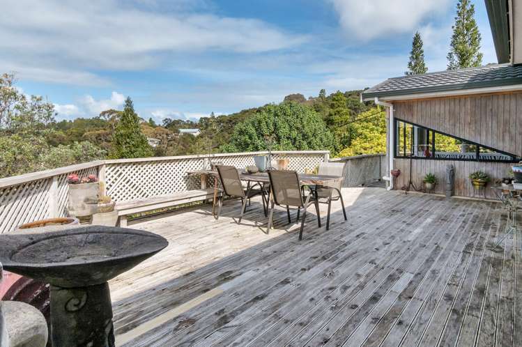 695 Huia Road Parau_6