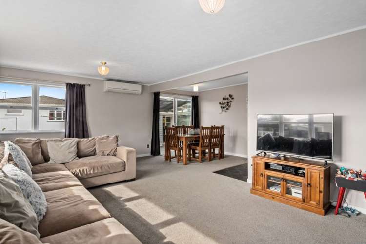 26 Dickens Street Stoke_2