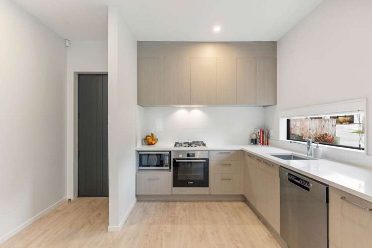 6 Tagish Way Orewa_25