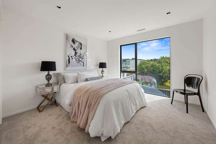 2 Hollywood Avenue Epsom_12