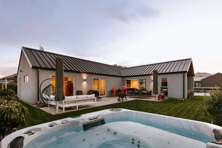 8 McDonald Street_1