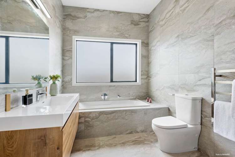 136 Eighth View Avenue Beachlands_12