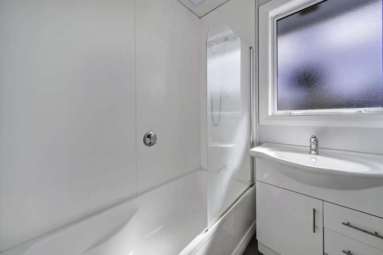 41a Tilford Street Woolston_17