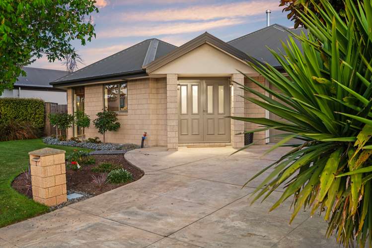 7 Milkers Gate Parklands_23