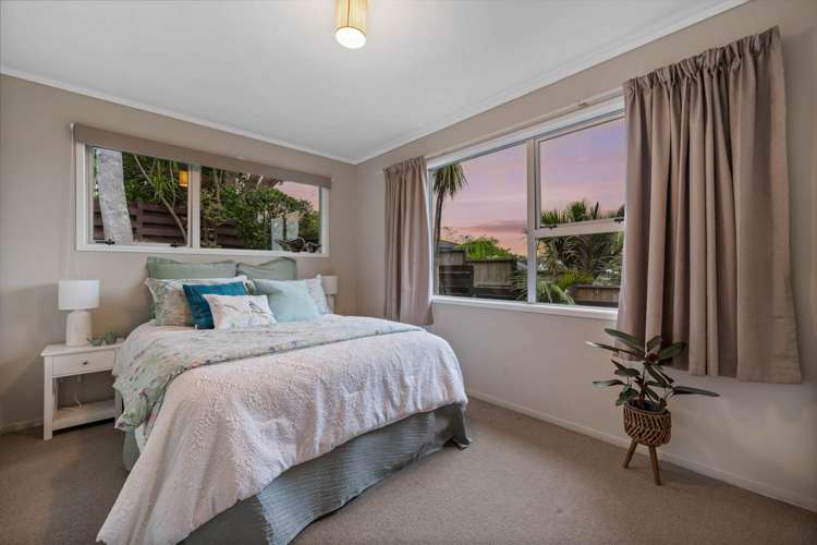 19 Clensmore Place Torbay_12