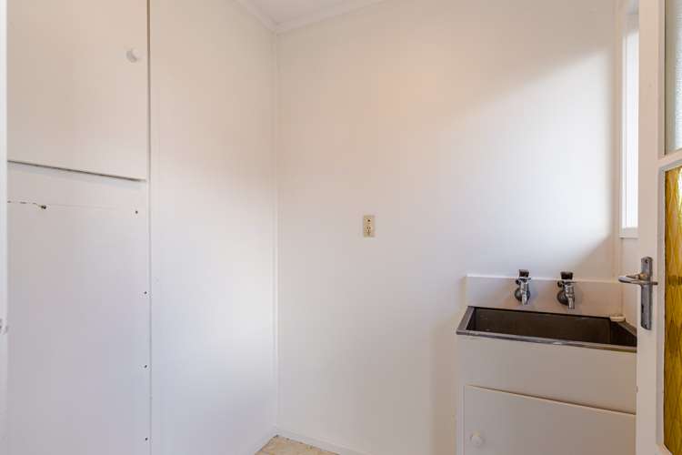 27 Huruhuru Road Massey_19