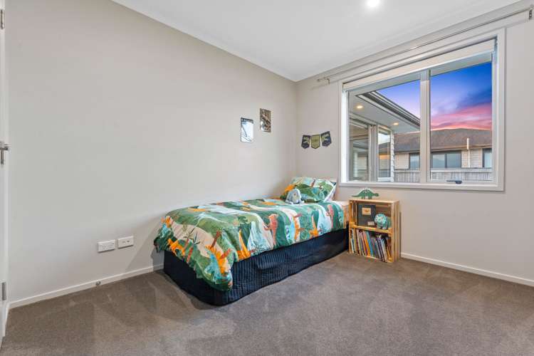 15 Orchard Terrace Riverhead_20