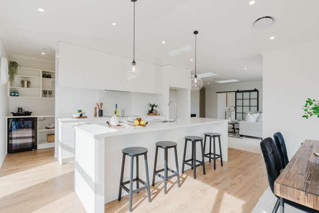 2 Dwellings with a View!