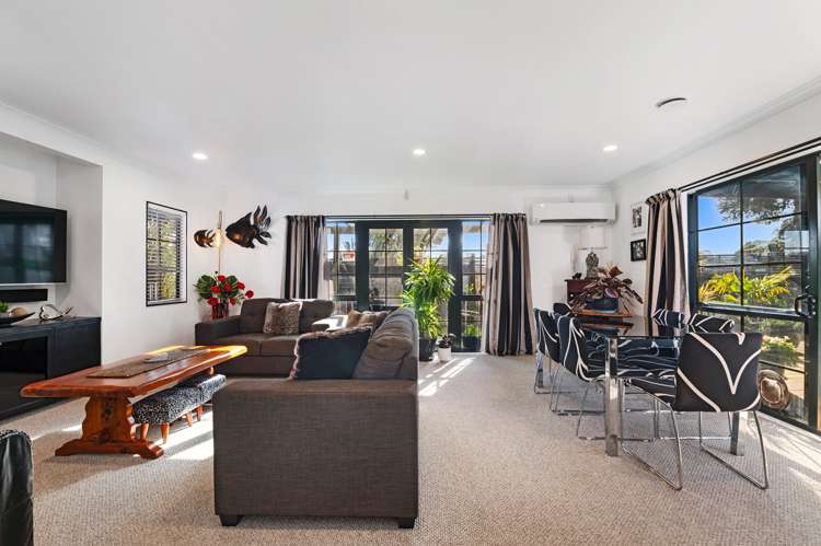 1 Stonebridge Park Drive Holdens Bay_3