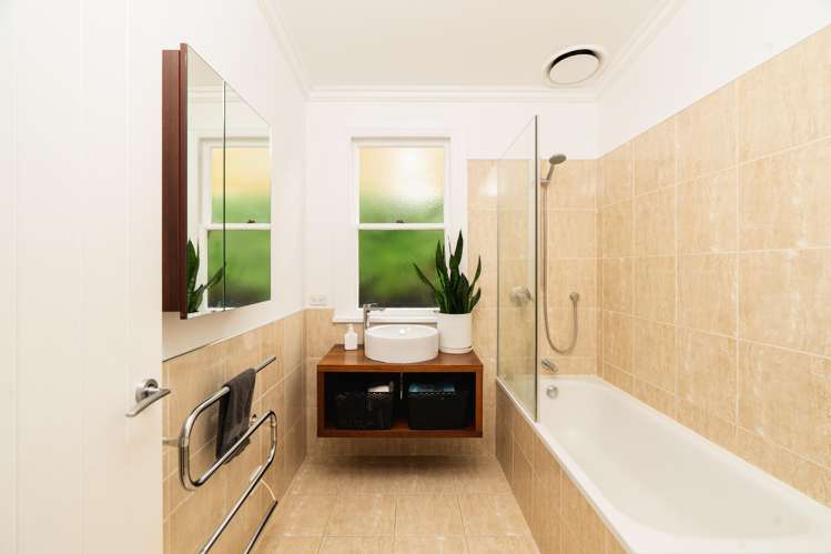 3 Strathmore Crescent Roslyn_29