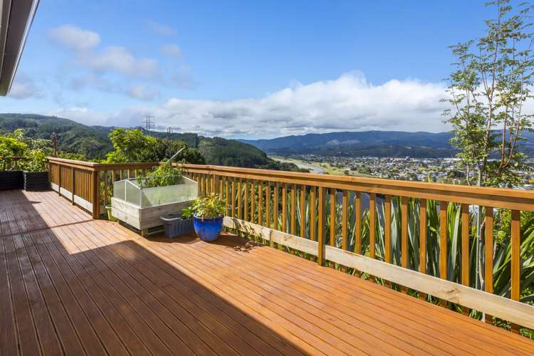 23 Percy Kinsman Crescent Riverstone Terraces_21