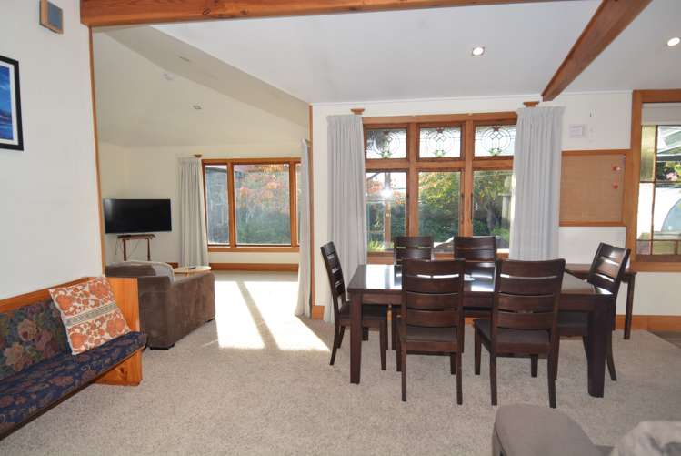 54 Earnslaw Street_4