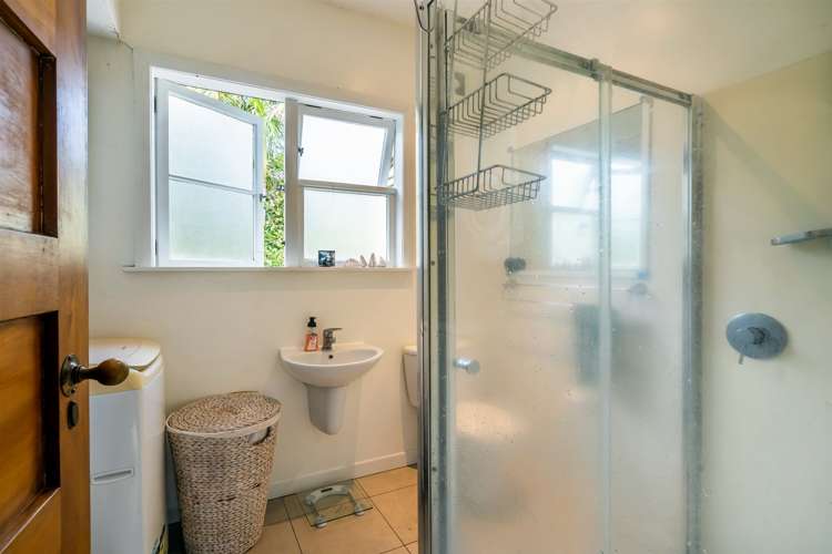 15 Egremont Street Belmont_16