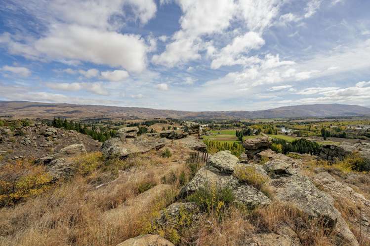 28 Lanes Road Bridge Hill_4