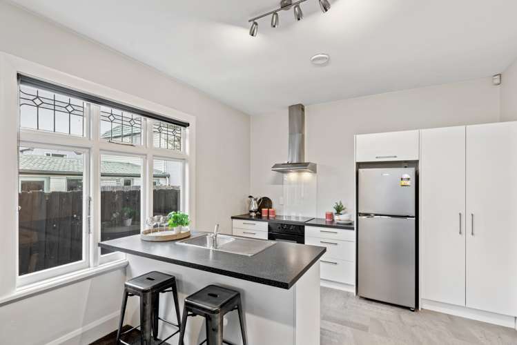 446 Worcester Street Linwood_6