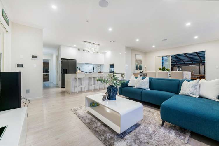 40 Koropa Road Flat Bush_5
