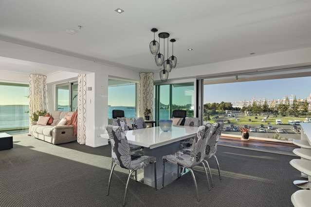 303/50B Cross Road (The Nautilus) City Centre_3