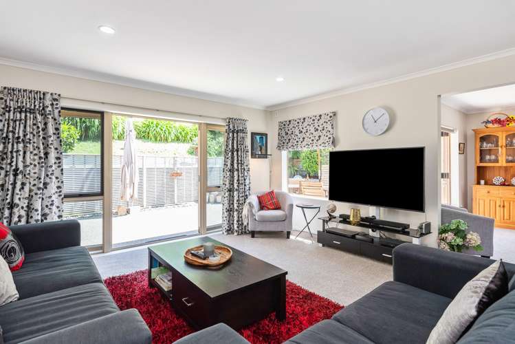8 Leanne Way Waikanae Beach_5
