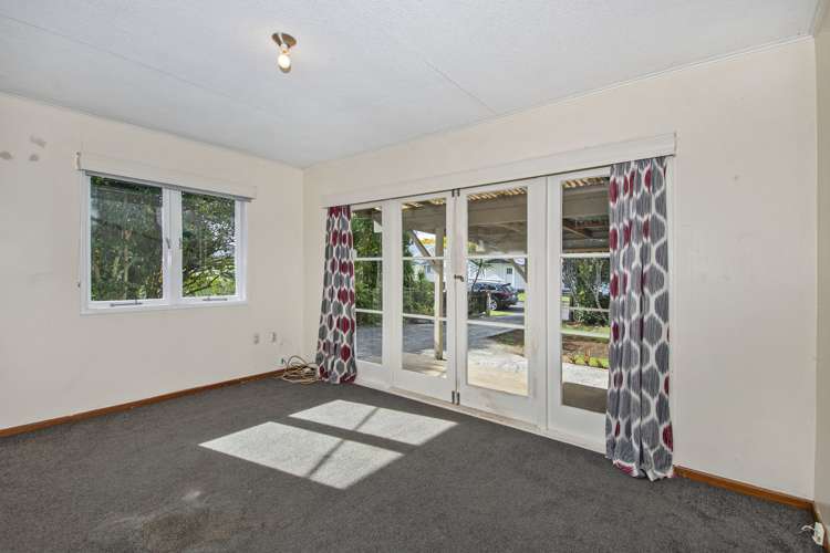 3 Taylor Road Kamo_5