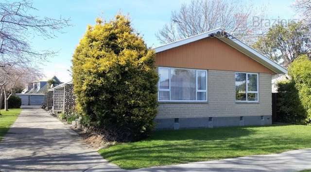 Sunny two bedroom unit