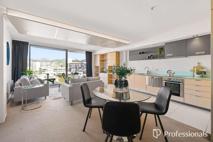52/72 Tory Street_1
