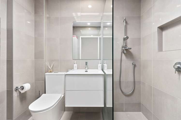 8/72 Kitchener Road Milford_7