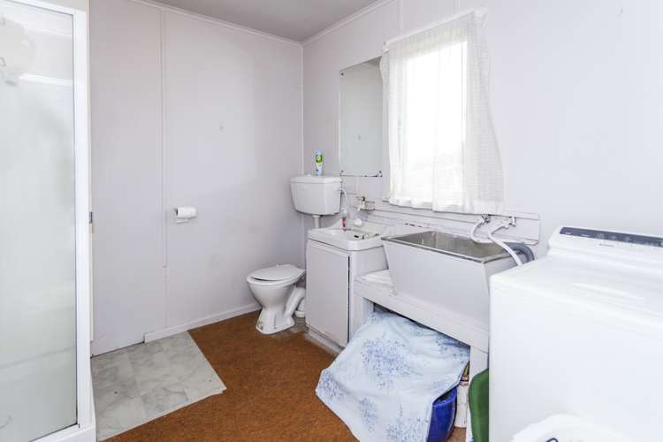 102 Charleston Avenue Whangamata_13