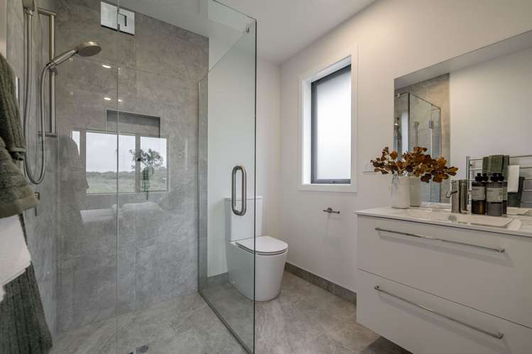 21 Latha Grove Woodville_17