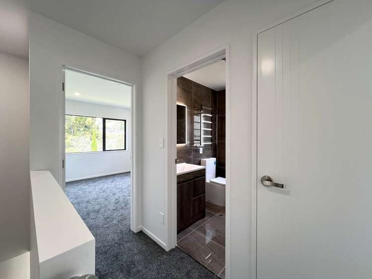 5/16 Reynella Drive Massey_10