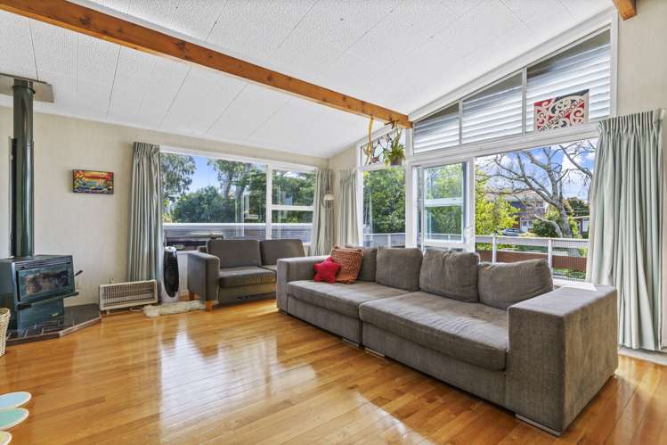 1 Alwyn Avenue Te Atatu South_8