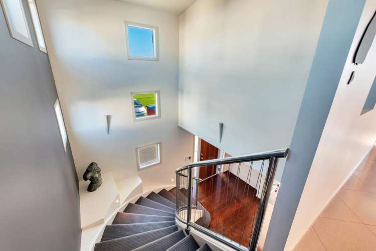 66 Kiwi Esplanade Mangere Bridge_25