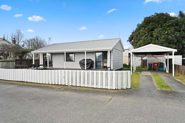 Central Convenience with Comfort and Charm
