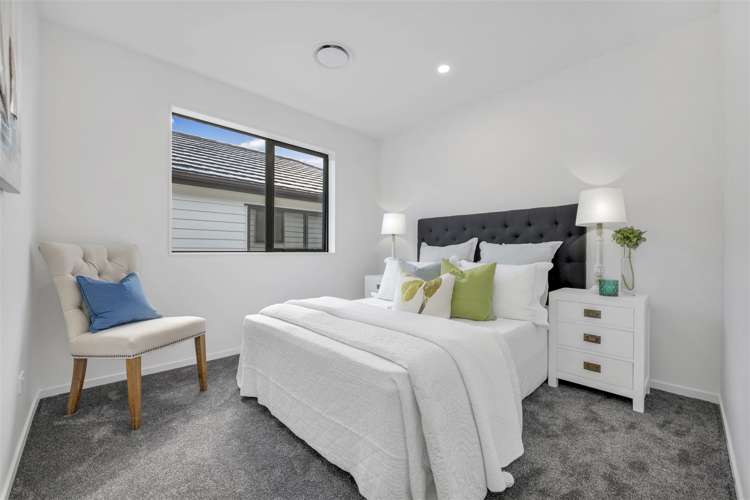 24 Dungloe Avenue Flat Bush_24