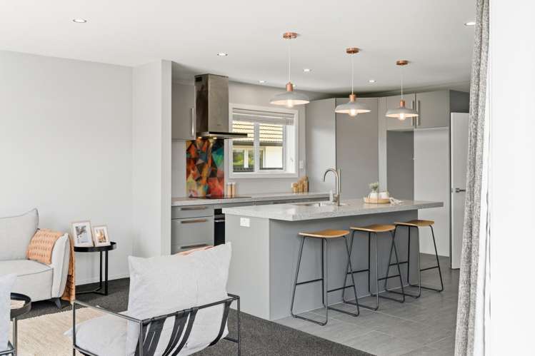 77 Neill Street Hornby_10