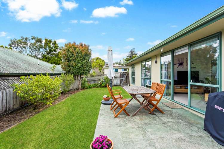 1B Duncan Avenue Te Atatu South_9