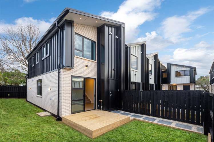 5/9 Blanes Road Weymouth_4