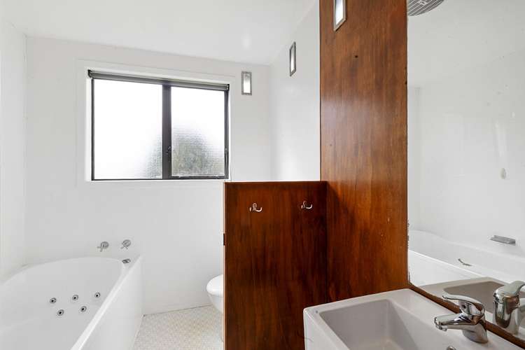 84 Glenpark Avenue Frankleigh Park_10