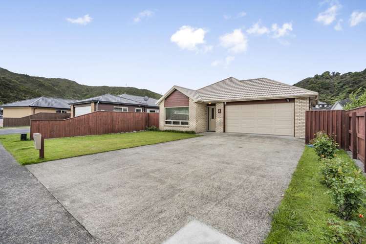 4 Sun Valley Grove Wainuiomata_19