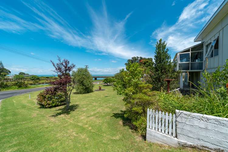 1 Hazlett Road Te Mata_2