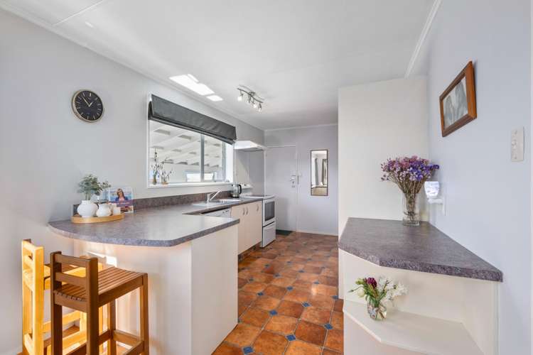 16 Gilbert Street_5