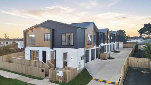 Modern freehold living in the heart of papatoetoe